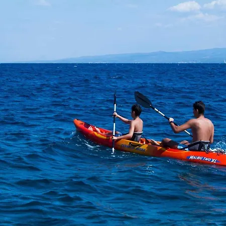 Okrug Gornji Near Sea * טרוגיר